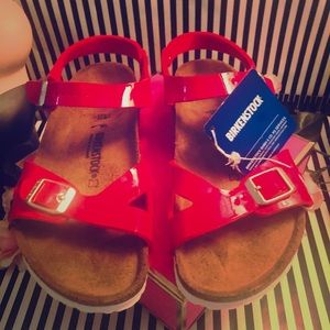 Birkenstock kids/young adult size 4 sandals